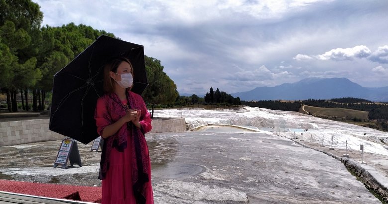 Pamukkale’yi gezmeye gelmişti! Çinli turiste korona engeli