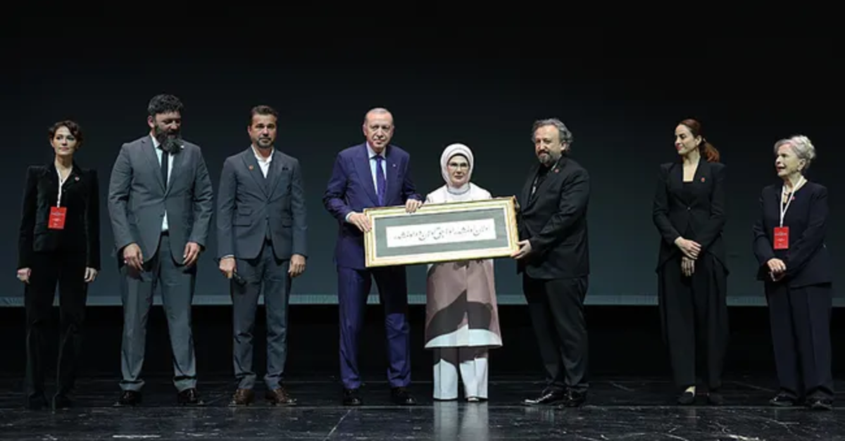 Başkan Erdoğan, Bir Adam Yaratmak filminin galasına katıldı