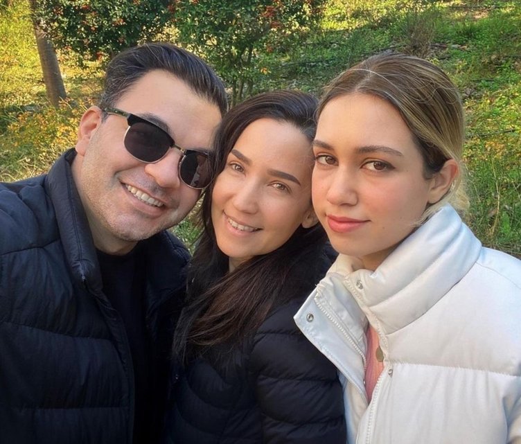 5 aylık hamile olan İpek Açar’ın bebeğinin cinsiyeti belli oldu