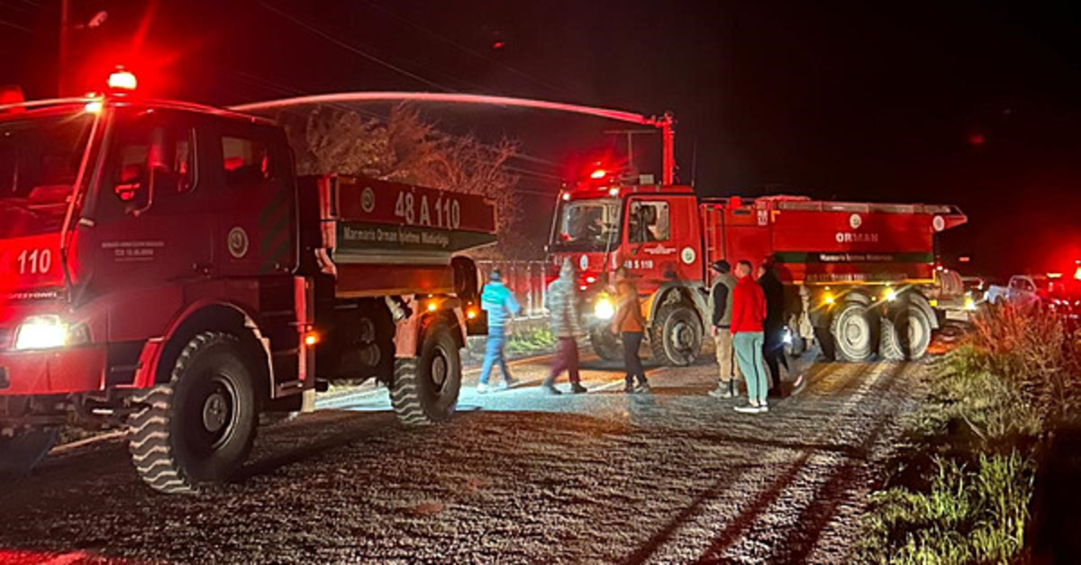 Muğla'da fırtına elektrik tellerini kopardı!
