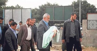 İsrail, Hamas liderinin kız kardeşi dahil 10 kişiyi vurdu