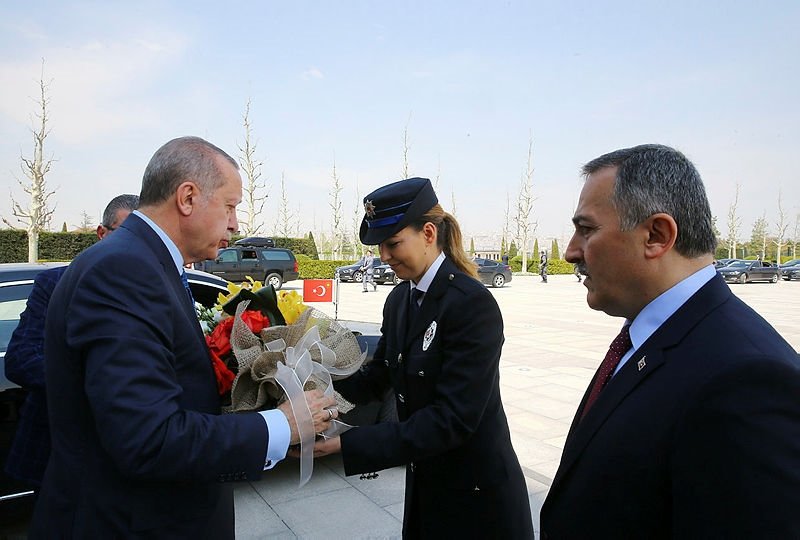 Cumhurbaşkanı Erdoğan polisleri kabul etti
