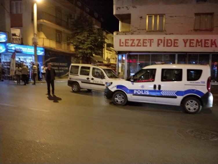 İzmir Gaziemir’de silahlı kavga! Yaralılar var