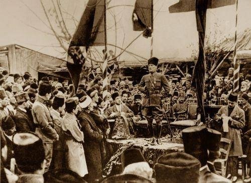 Genelkurmay arşivlerinden 19 Mayıs’a özel Atatürk fotoğrafları