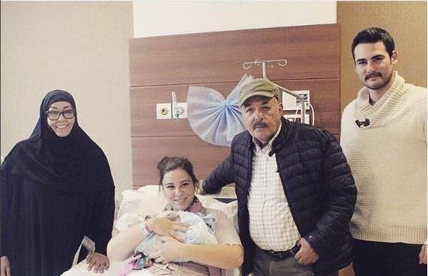 Ferdi Tayfur’un eski eşi Oyuncu Necla Nazır’a dolandırıcı şoku