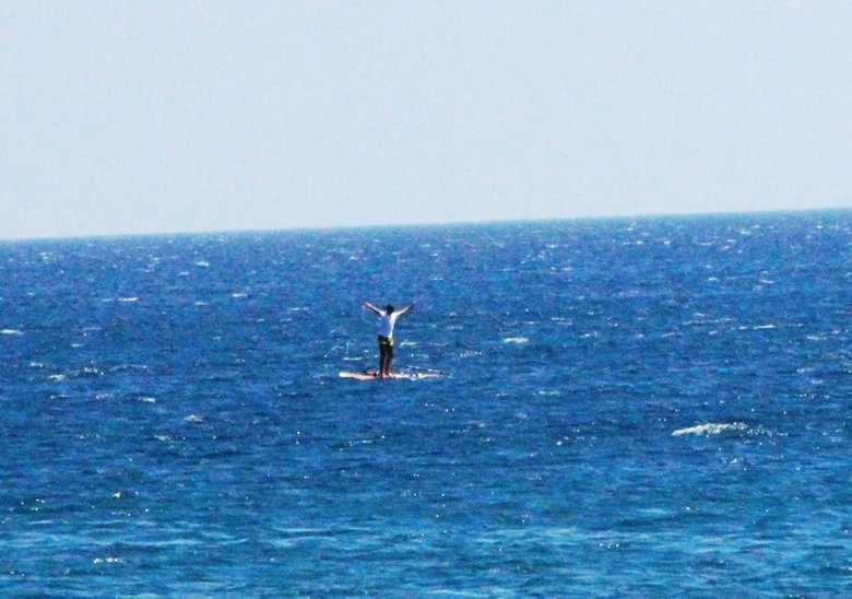 Bodrum’da sörfçünün zor anları!