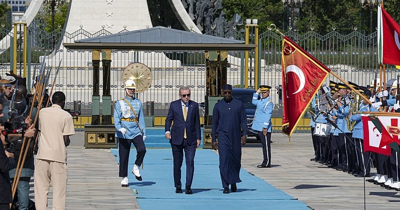 Başkan Erdoğan, Senegal Başbakanı Sonko’yu resmi törenle karşıladı