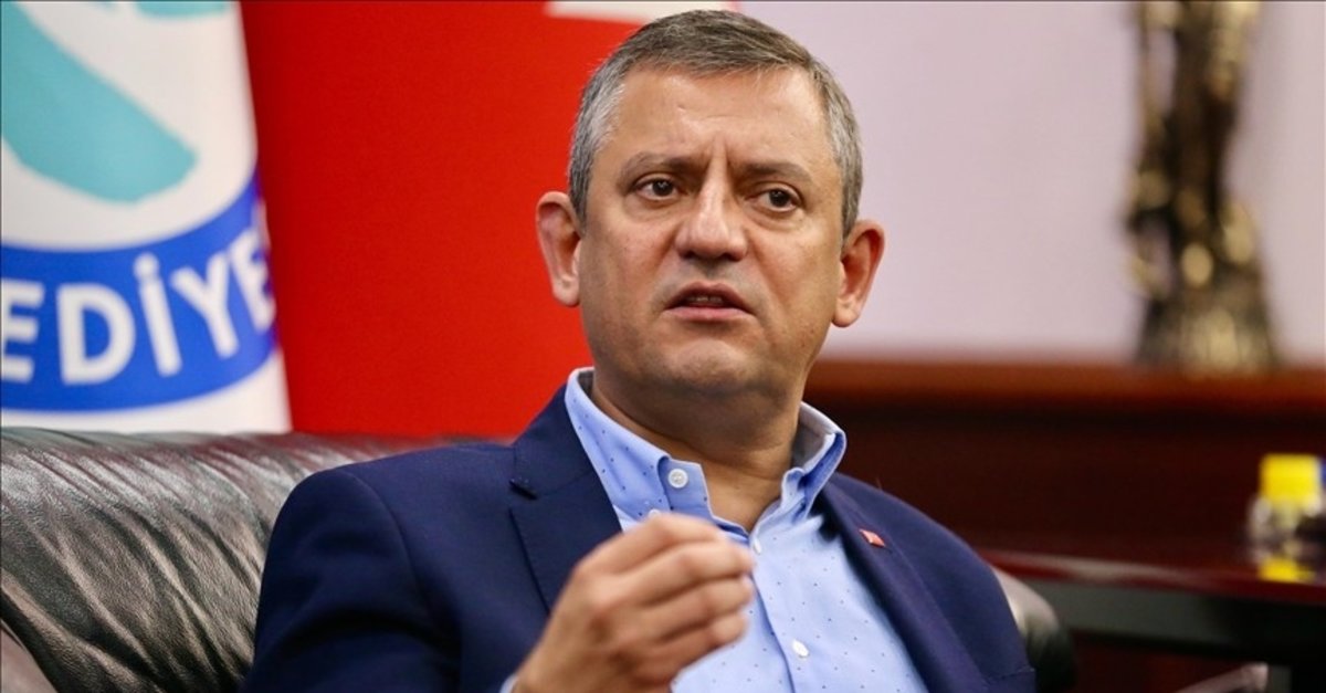 DEM Parti’den Özel’e ‘Cellat’ göndermesi