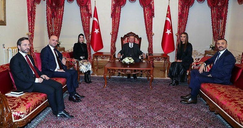 Başkan Erdoğan, Hande Yener ve Demet Akalın’ı kabul etti