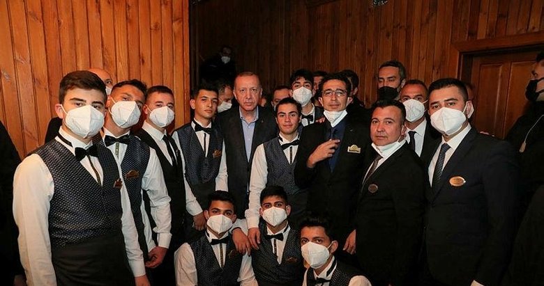 Başkan Erdoğan’dan Aydın’da sürpriz ziyaret! Öğrenciler tam not aldı