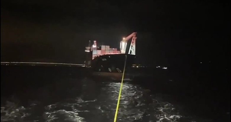 İzmir’den hareket eden konteyner gemisi Çanakkale’de arızalandı