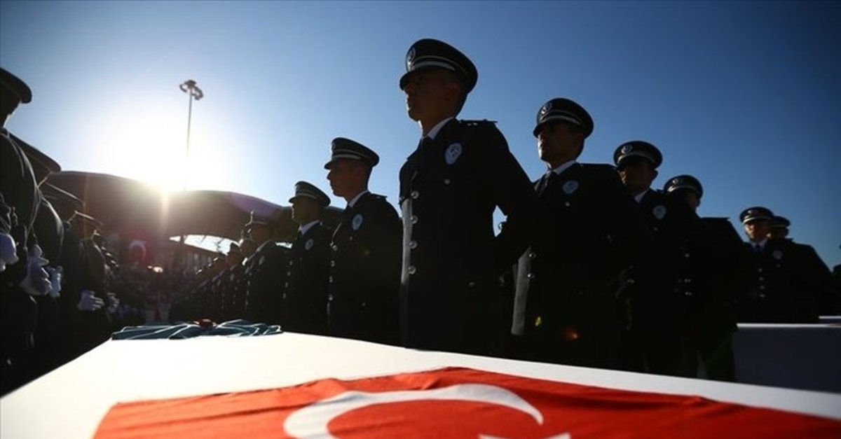 Polislik Yeni Yonetmelik Goz Sartlari Neler Pomem Pmyo Goz Sarti