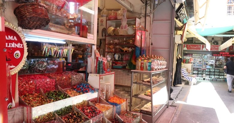 İzmir Kemeraltı Çarşısı sessiz! Eski bayram günleri özleniyor