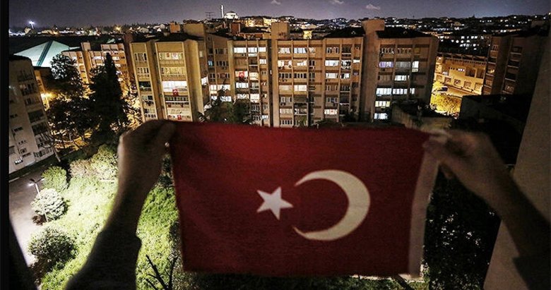 Son dakika: Tüm Türkiye’de İstiklal Marşı okundu