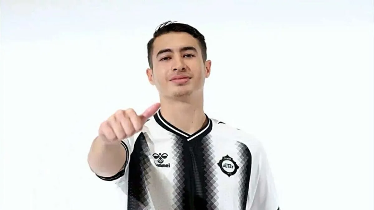 Altay'da yeni gelişme! Üç imza daha…