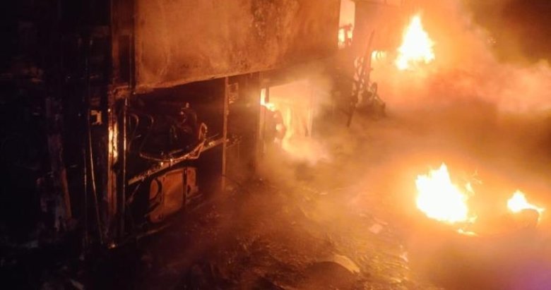 Balıkesir’de 34 yolcusu bulunan otobüste yangın