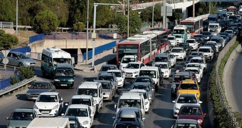 İzmir’de kritik noktada 20 gün sürecek trafik düzenlemesi
