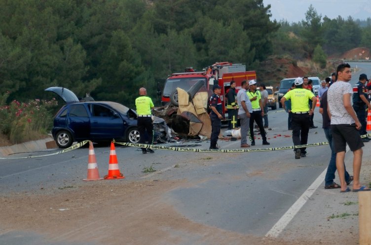 Muğla Fethiye’de iki otomobil çarpıştı: 2 ölü, 6 yaralı