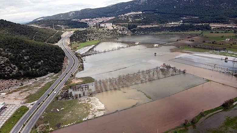 Muğla’da tarım arazileri sular altında kaldı!