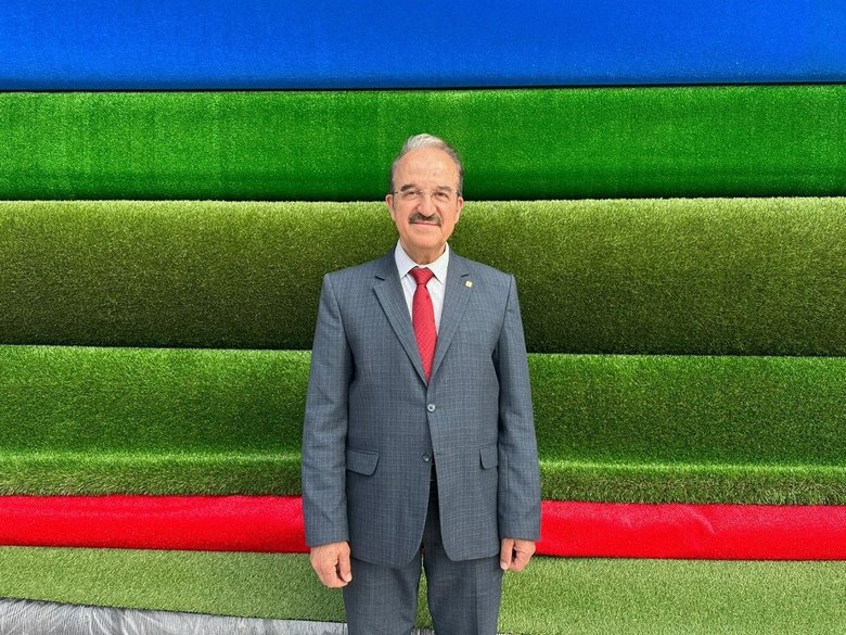 ‘Geleneksel sanat ile modern sanayi arasında sıkıştık’