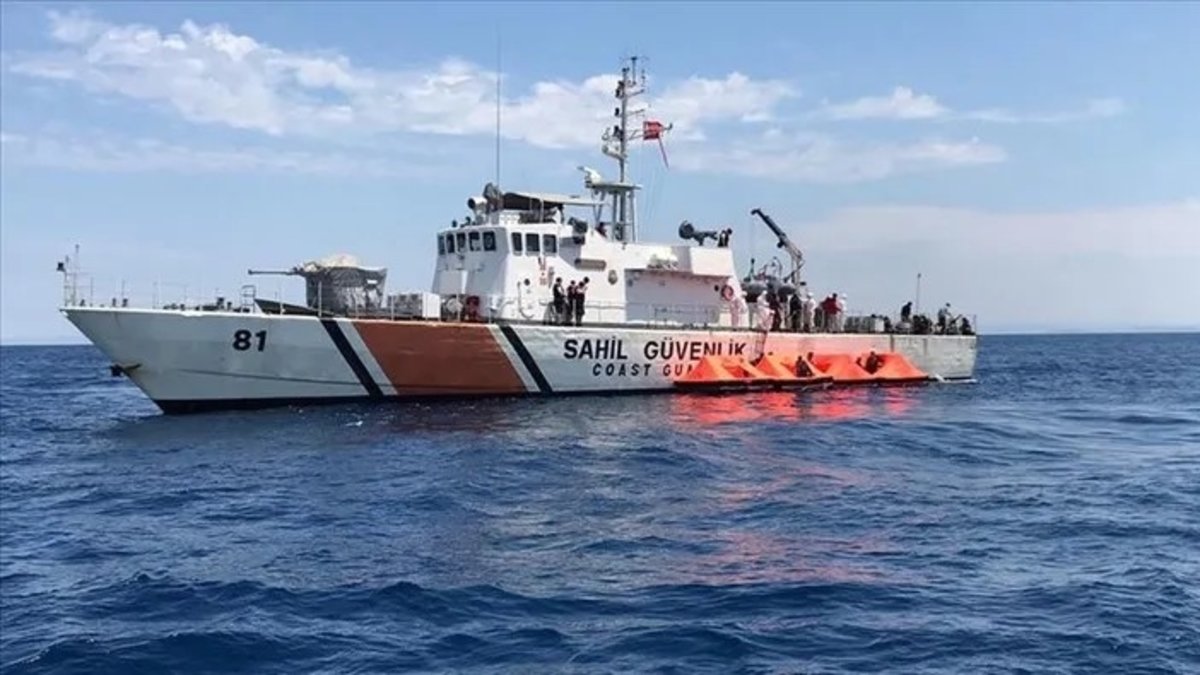 SON DAKİKA: Karadeniz'de Türk balıkçı teknesine saldırı: Ölü ve yaralılar var