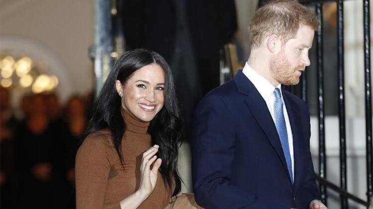 Prens Harry ve eşi kraliyeti bırakıyor