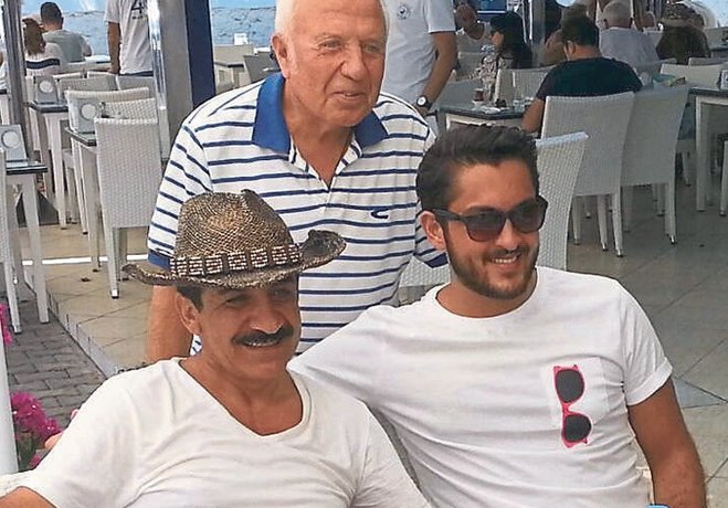 Baba Ogul Cesme Den Bodrum A Gececek Magazin Haberleri