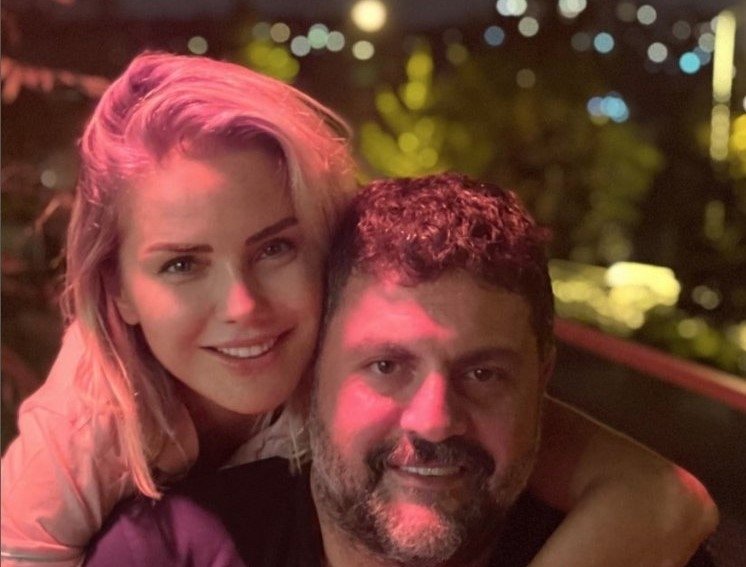 Acılı eş Ece Erken’den küs olduğu Demet Akalın’a teşekkür!