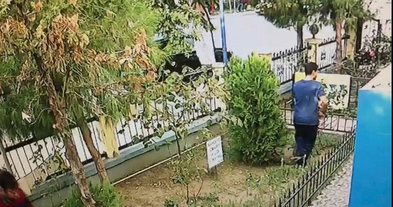 İzmir’de yavru kediyi ayağıyla ezerek öldüren saldırgan engelli çıktı