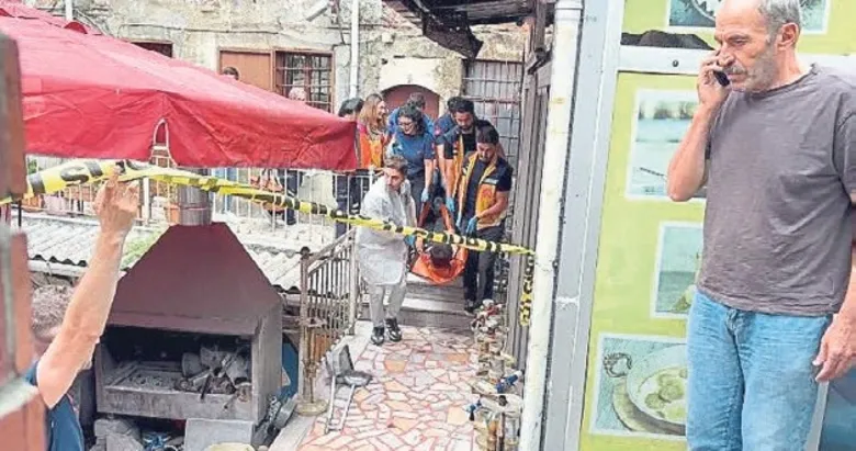 Döviz bürosunda silahlı çatışma: 3 ölü 1 yaralı