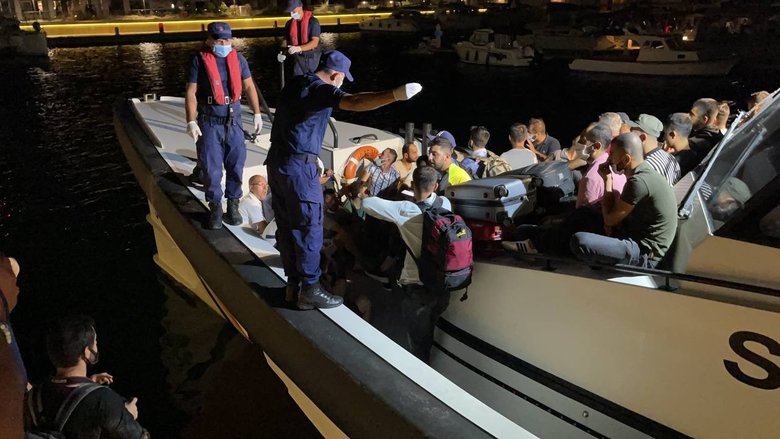 Muğla’da yangın termik santrale sıçradı! Binlerce kişi tahliye edildi