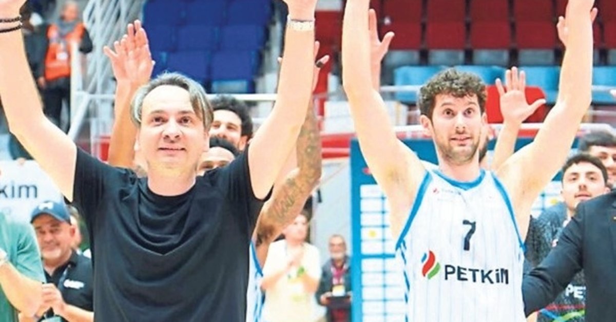 Petkimspor son şampiyona karşı