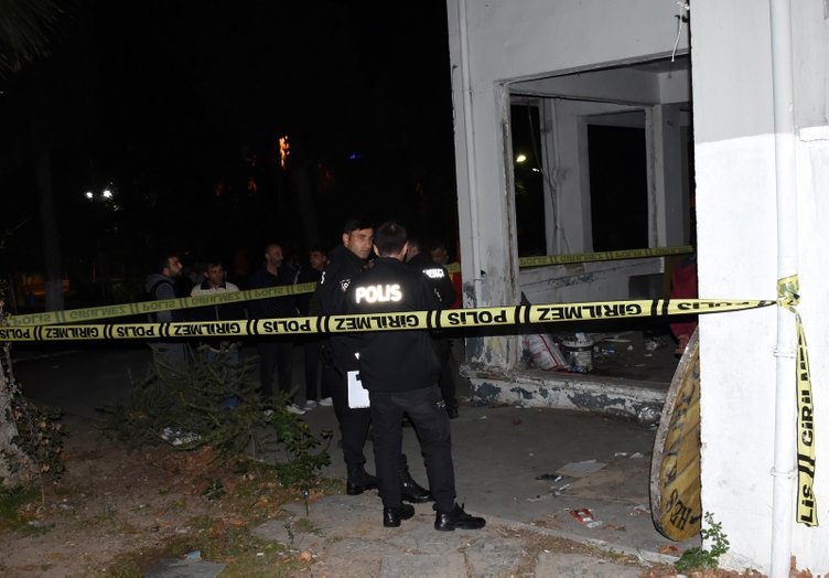 İzmir Bornova’da uyuşturucudan ölüm iddiası! Binadan kötü kokular gelince...