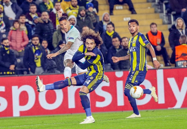 Spor yazarları Fenerbahçe - Zenit maçını nasıl yorumladı? İşte maç yorumları...