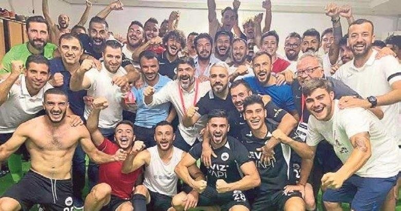 Ada’da 6 ayrılık