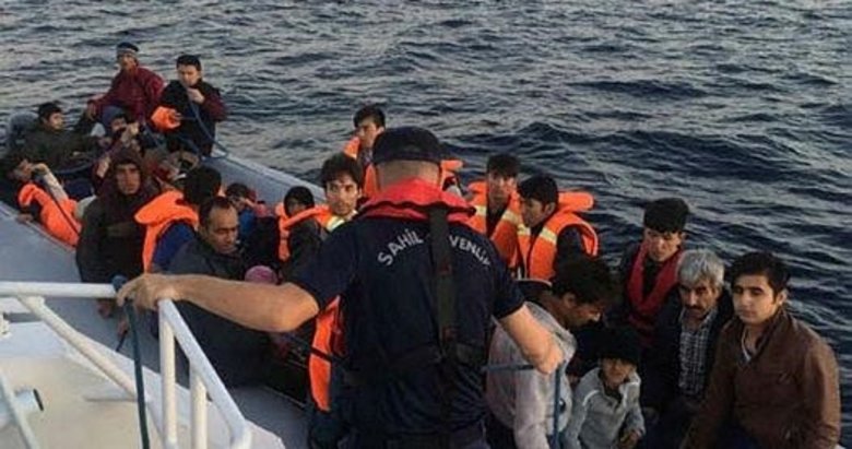 Çeşme ve Kuşadası’nda 93 kaçak göçmen yakalandı