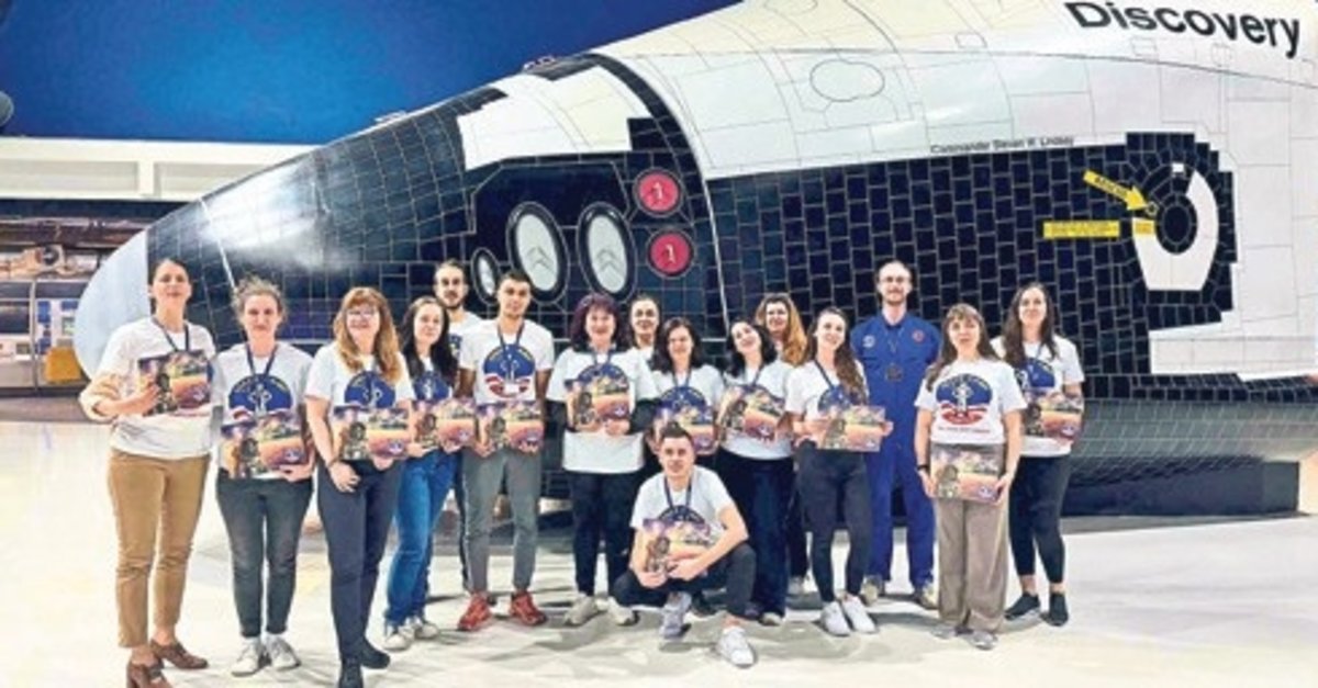 Yabancı öğretmenler uzay kampında