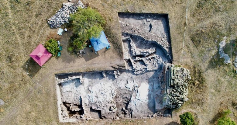 Midas Kale’de Friglere ait ocak ve fırınlar bulundu