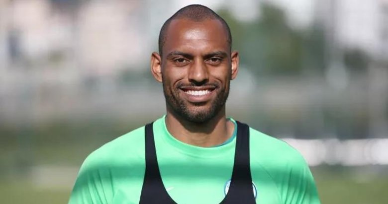 Manisa FK’da Douglas sesleri