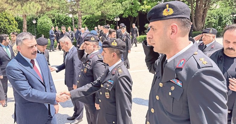 İçişleri Bakanı Çiftçi’den Özel Harekat’a ziyaret