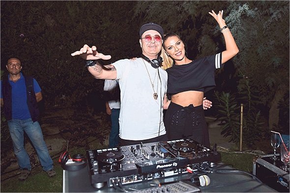 Çekim arası memleket tatili