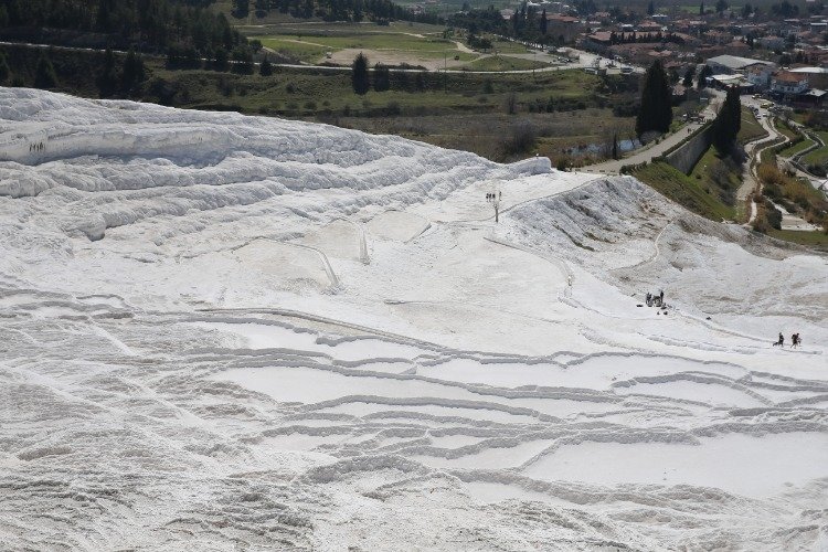 Pamukkale doğaseverlerin gözdesi! 25 yılda 37 milyondan fazla ziyaretçi ağırladı